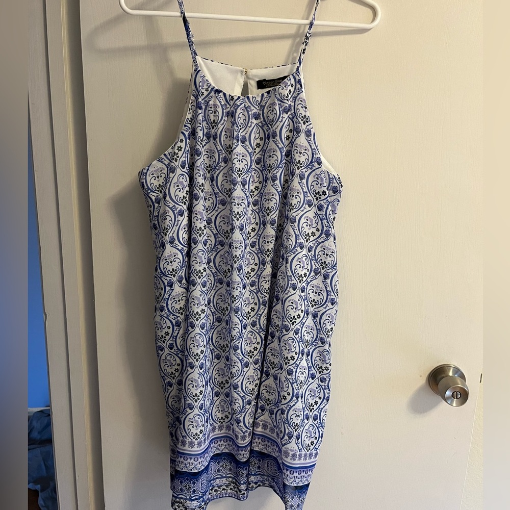 Beautiful sun dress.